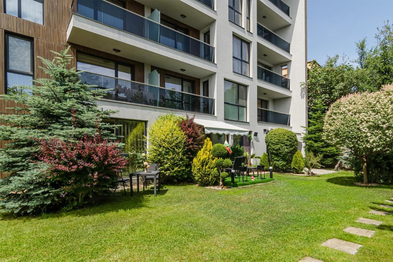 Appartamento Garden Palace Varna Esterno foto